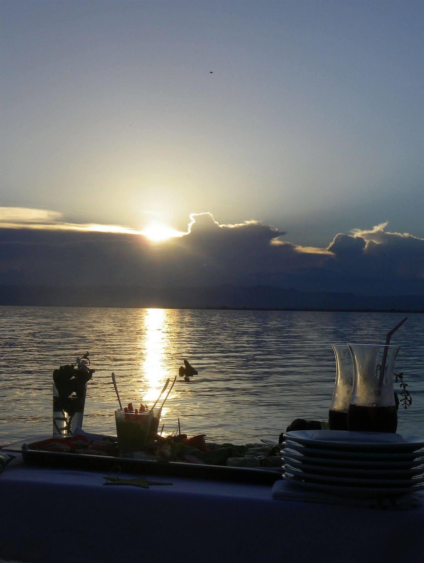 Blue Zebra Island Lodge Senga Exterior foto